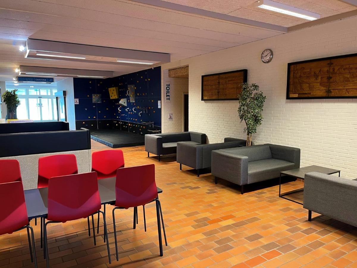 Hirtshals Idraetscenter - Vandrehjem - Hostel Exterior foto